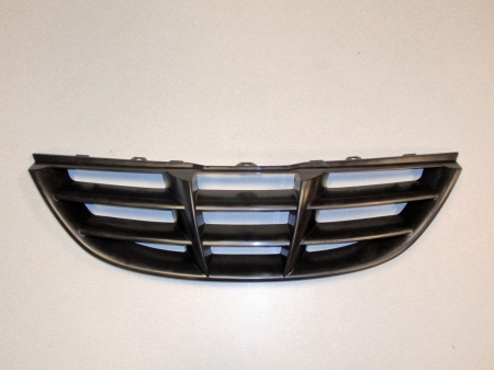 Krata wlotu powietrza Kia Cerato I 5 d. z lat 2004-2005