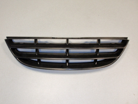 Krata wlotu powietrza Kia Cerato I 4 d. z lat 2004-2005