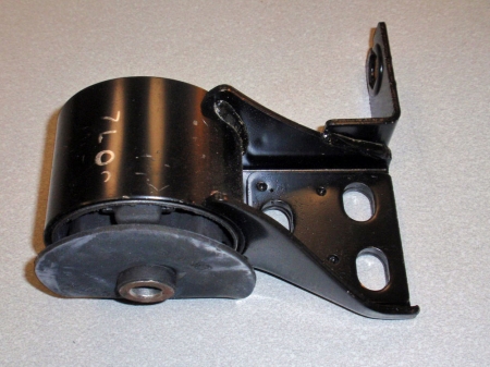 Poduszka lewa silnika Kia Clarus 2000i