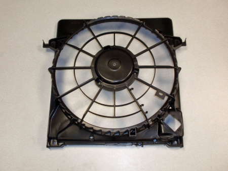 Obudowa wentylatora chłodnicy Kia ceed Hyundai i30 CRDi