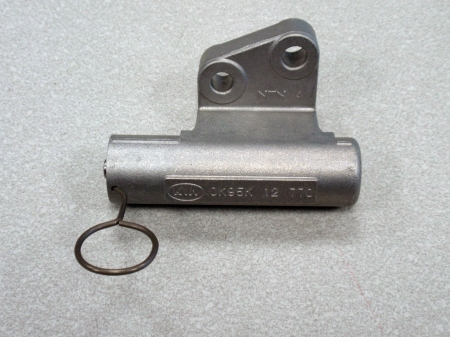 Napinacz paska rozrządu Kia Carnival 2500i V6